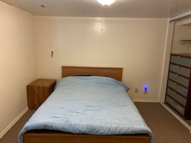 Building Photo - Washington House