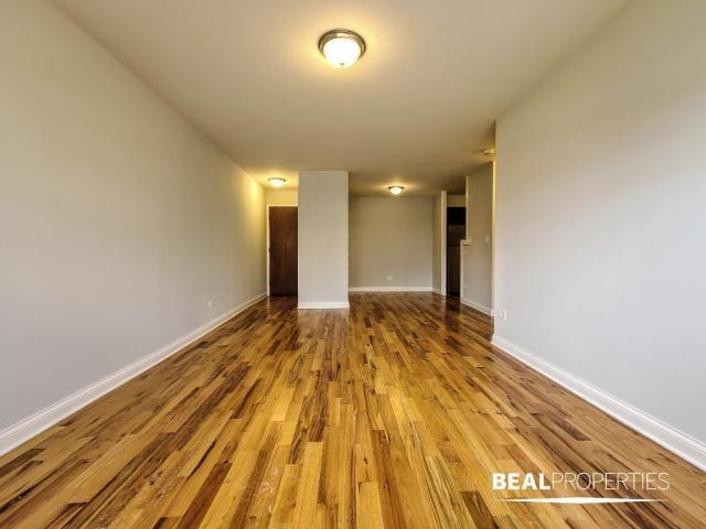 Building Photo - 1 bedroom in HIGHLAND PARK IL 60035