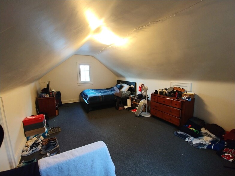 Bedroom - 5617 Wilkins Ave