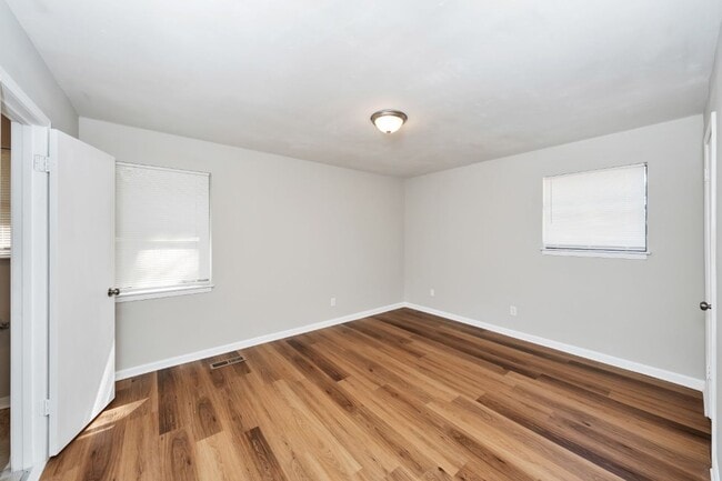 Building Photo - Irondale 4BR / 2BA Home – A Must See!