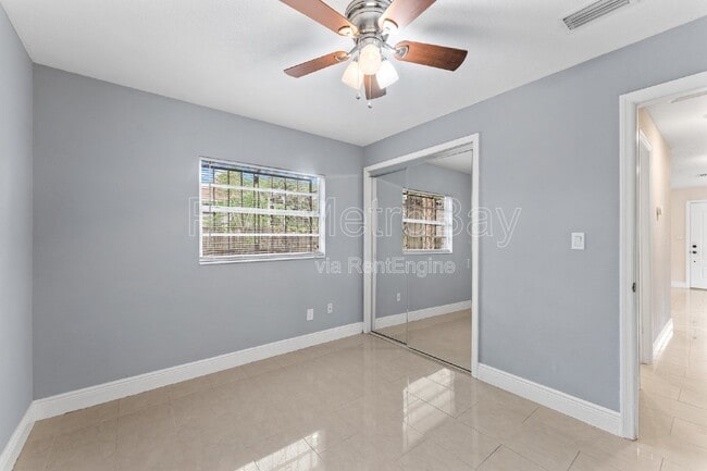 Building Photo - 4312 W Nassau St