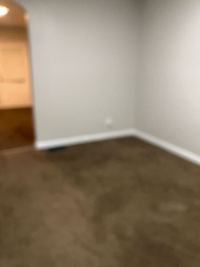 Building Photo - 1301 N Olney St