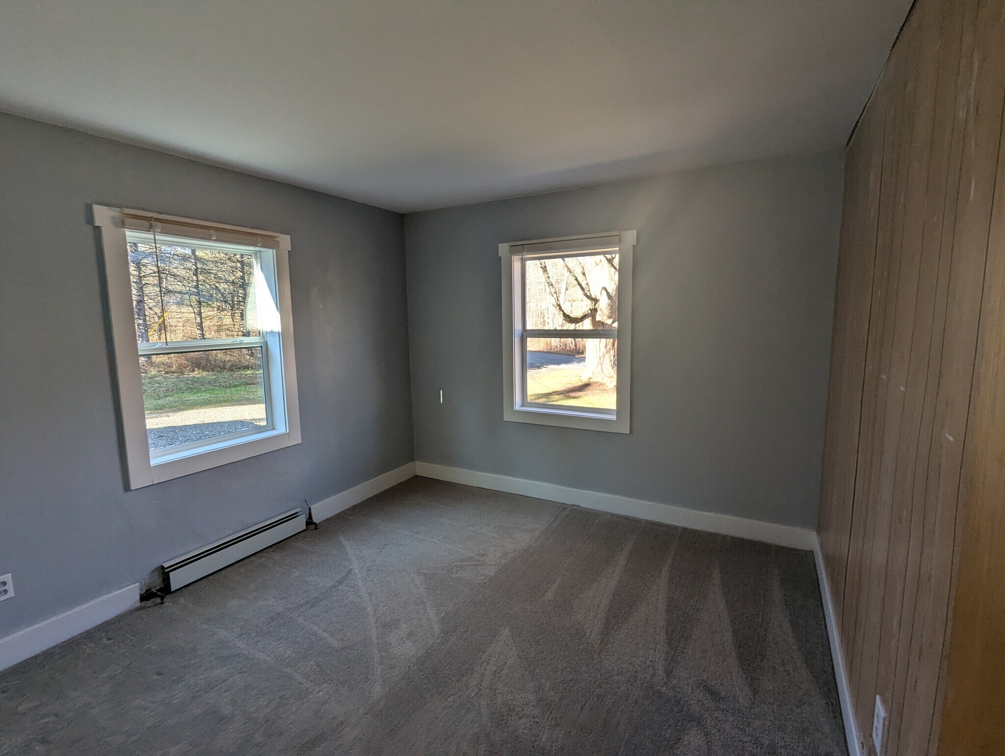 Building Photo - 615 E Miller Rd