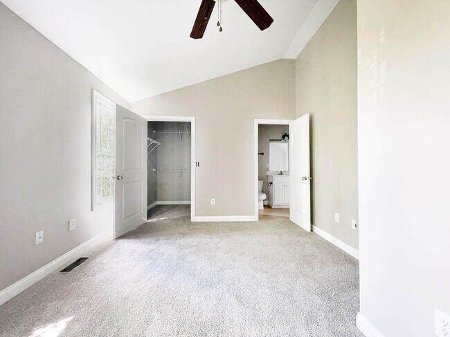Building Photo - 1141 Unity Dr