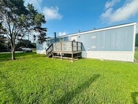 Building Photo - 9012 Spruce St