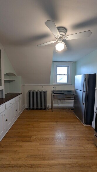 Brand New Stainless Steel Sink - 61 Hirschfield Dr