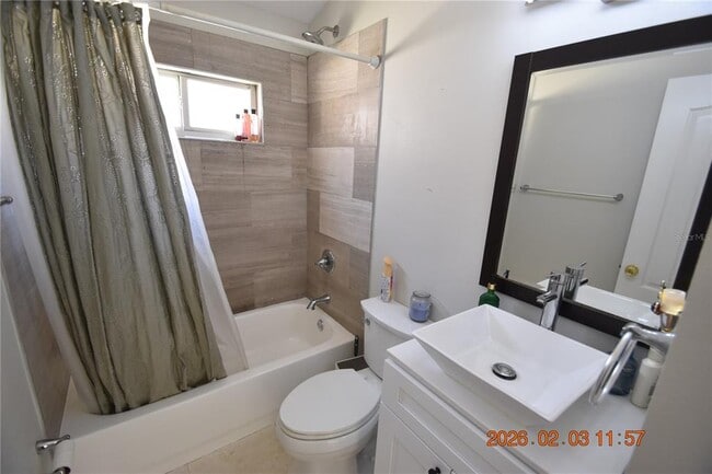 Building Photo - 1922 Sean Wood Cir