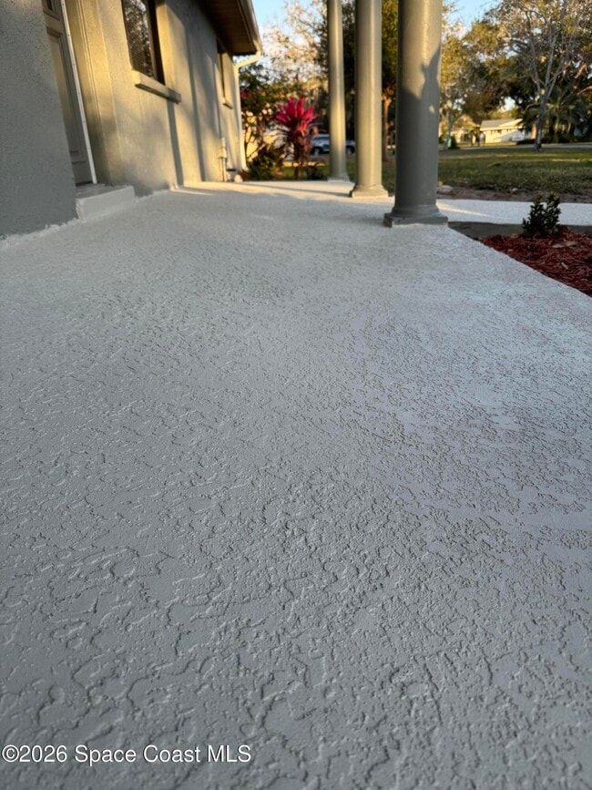 Building Photo - 540 Elliott Dr