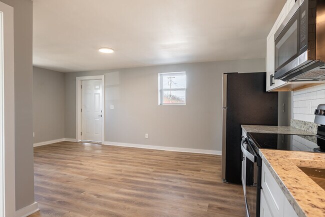 Building Photo - 3136 Spring Place Rd SE