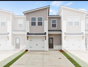 Building Photo - 403 Heswall Ct