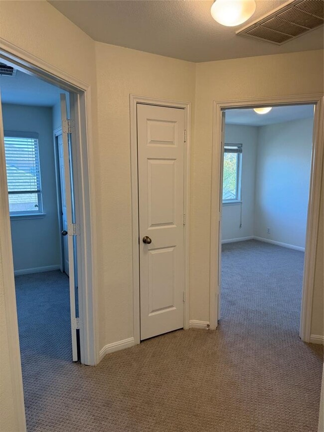 Building Photo - 929 Niobrara River Dr