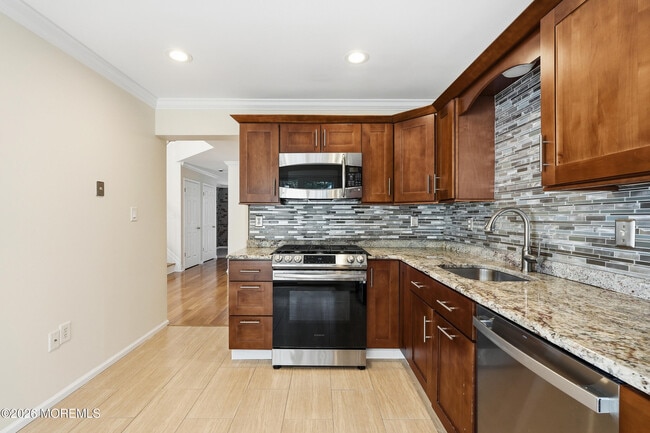 Building Photo - 69 Daniele Dr