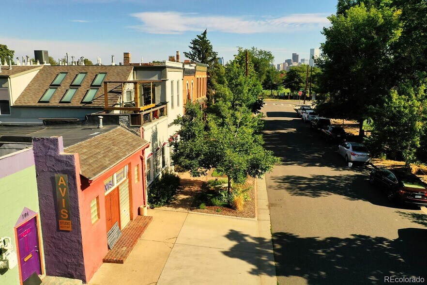 Building Photo - 117 Elati St Unit #2