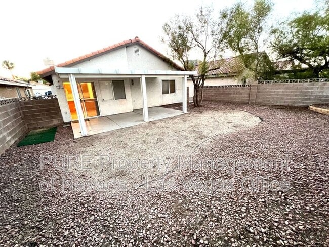 Building Photo - 5342 Chela Dr