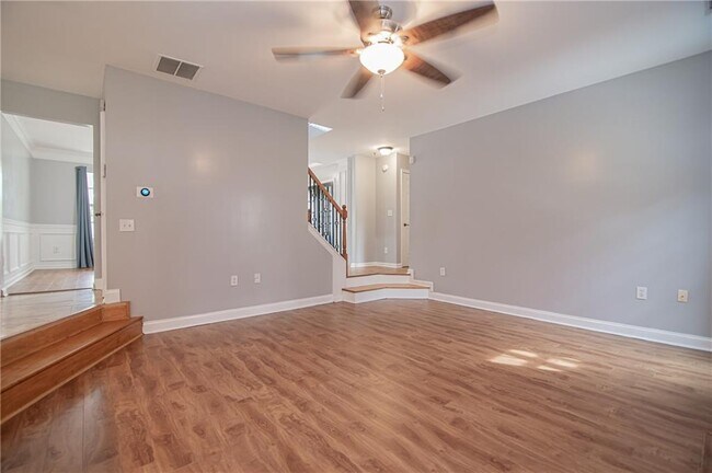 Building Photo - 1790 Tuftstown Ct