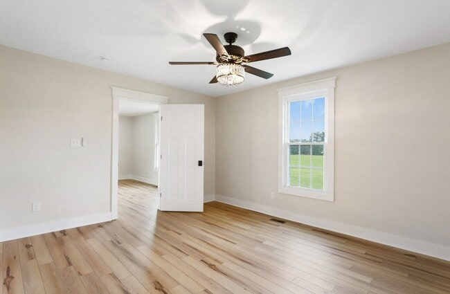 Building Photo - 4633 Godwin Blvd