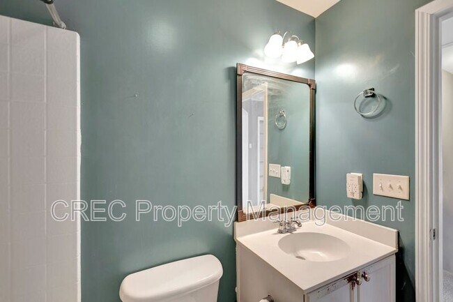 Building Photo - 3050 Argyll Dr