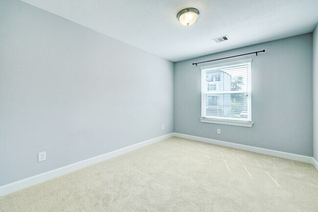 Building Photo - 1811a Wichita St