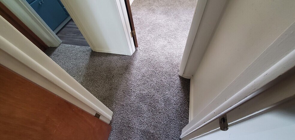 Building Photo - 4217 N Burns Rd