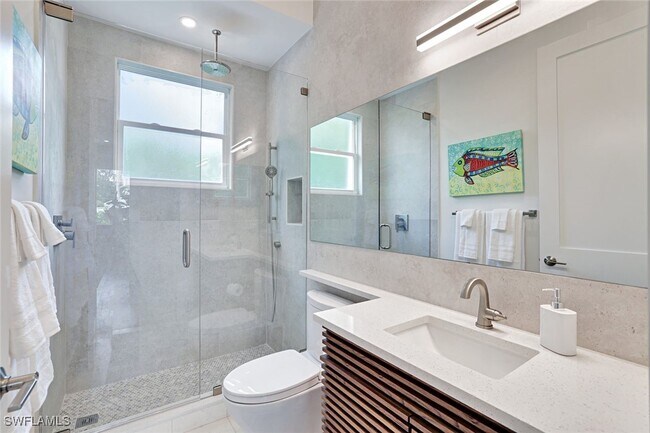 Building Photo - 2515 Royal Palm Ct