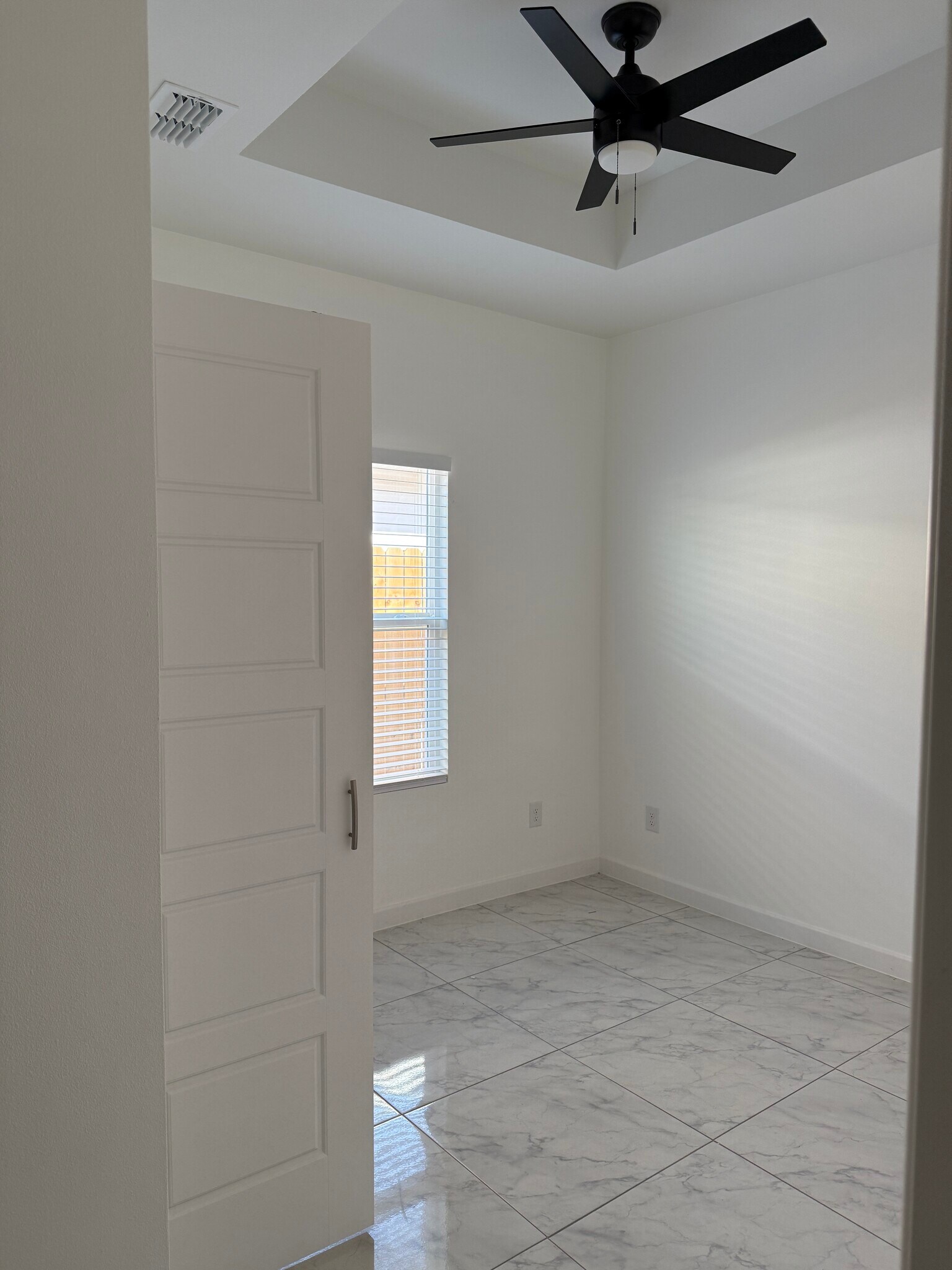 Building Photo - 5308 Vision St