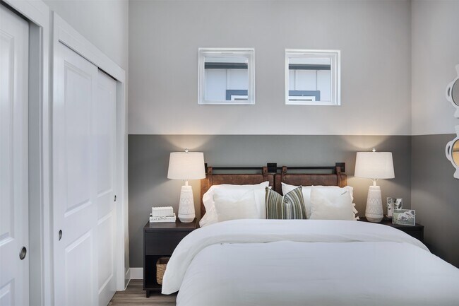 Building Photo - 7170 Borland Dr