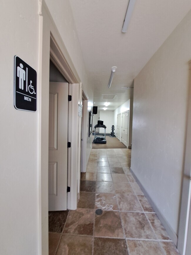 Building Photo - 1238 Baycrest Dr