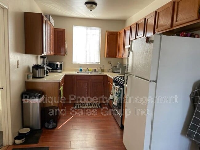 Building Photo - 792 Termino Ave