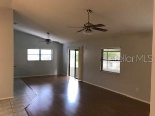 Building Photo - 298 Quail Ct