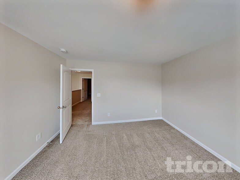 Building Photo - 4210 Effie Seward Dr