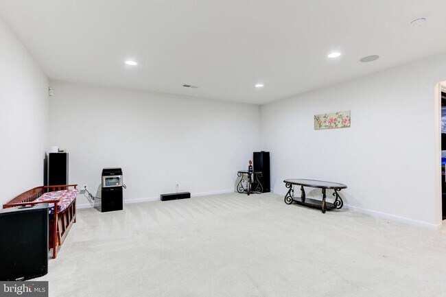 Building Photo - 22800 Bubbling Brook Dr