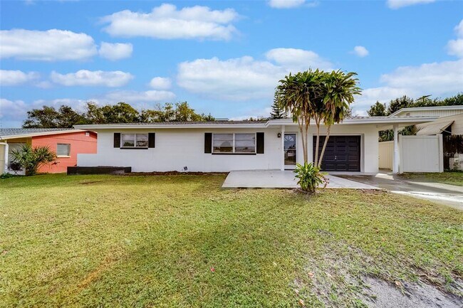 Building Photo - 11424 79th Ave