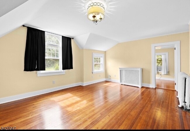 Building Photo - 74 S Mountain Ave