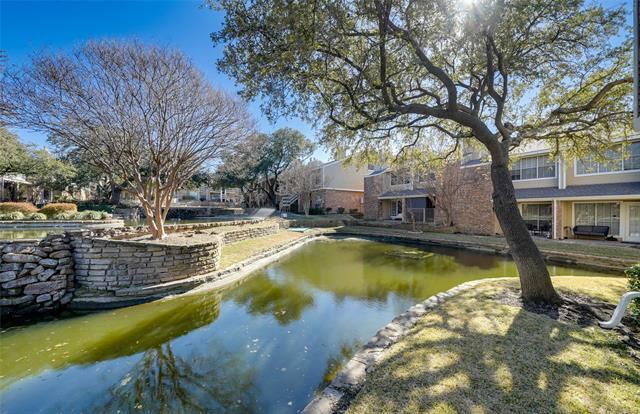Building Photo - 3550 Country Square Dr