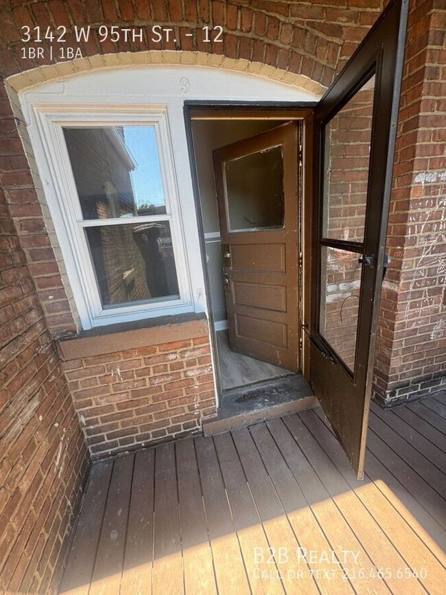 Building Photo - 3142 W 95th St