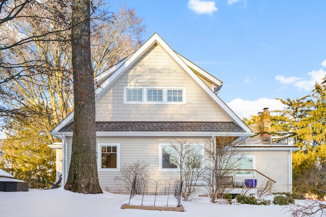 Building Photo - 21 Kenmare Rd