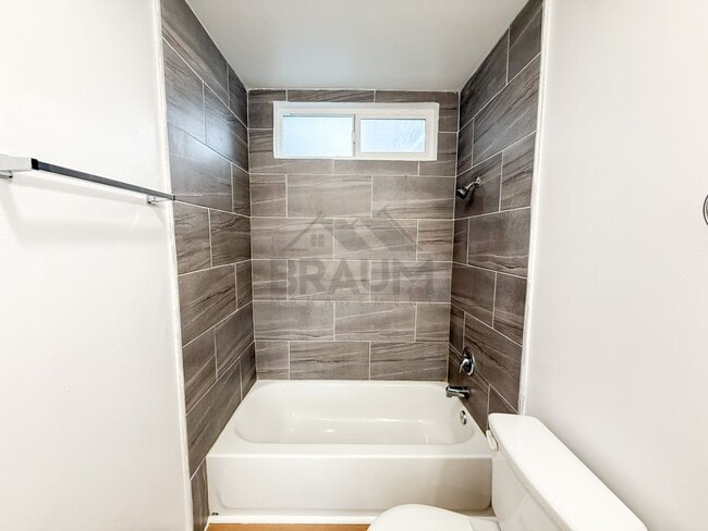 Building Photo - 13347 Victory Blvd