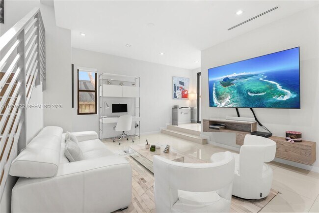 Building Photo - 3276 Day Ave