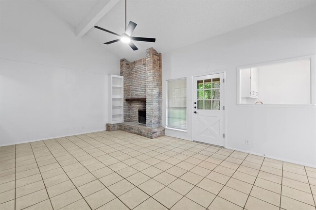 Building Photo - 3509 Monument Dr