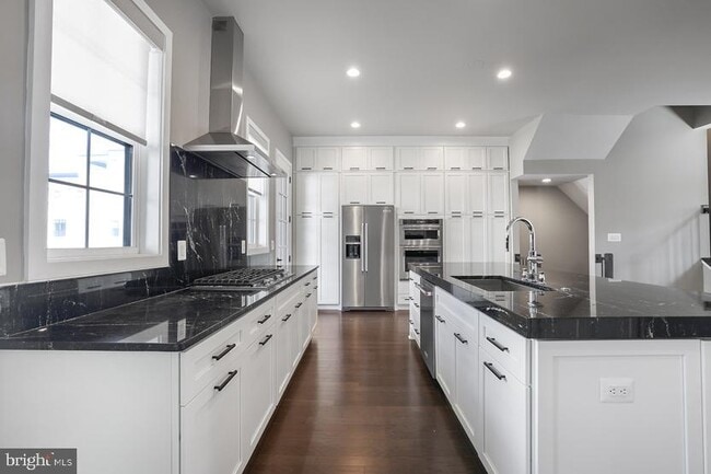Building Photo - 22170 Penelope Heights Terrace