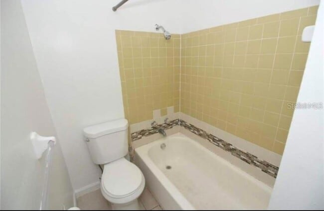 Building Photo - 2332 Huntington Green Ct