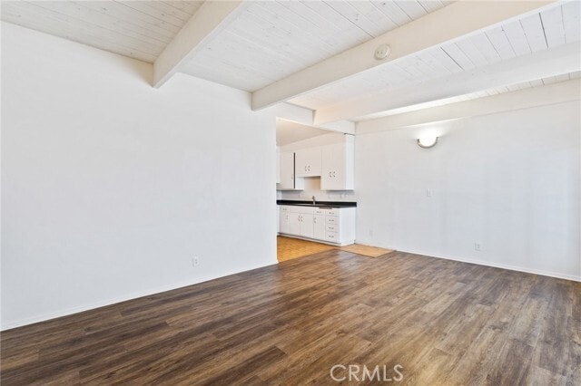 Building Photo - 102 Avenida Pelayo