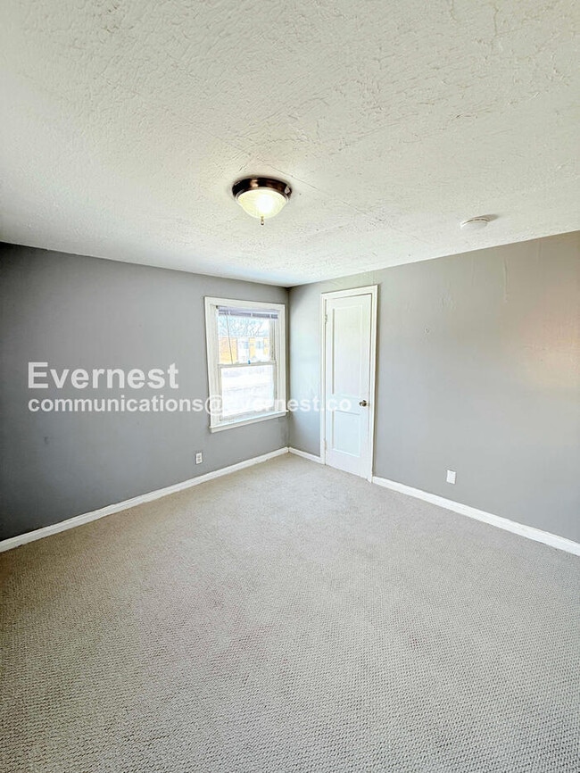 Building Photo - 12131 Schaefer Hwy