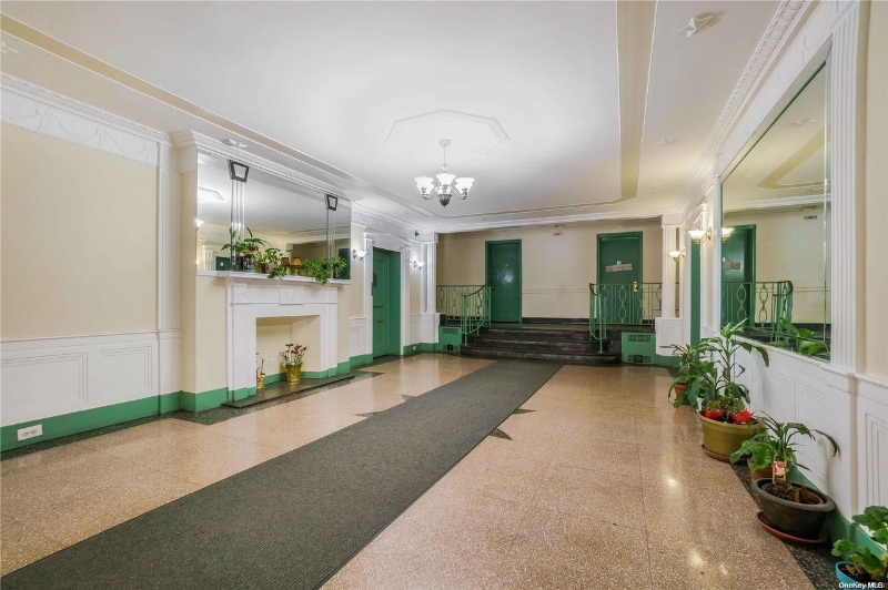 Building Photo - 41-12 41st St