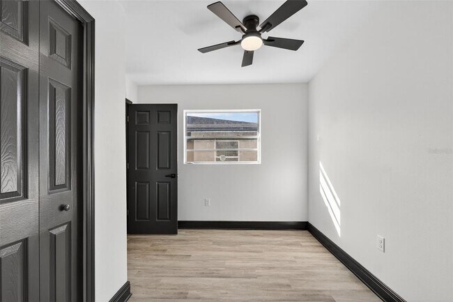 Building Photo - 2401 42nd St S