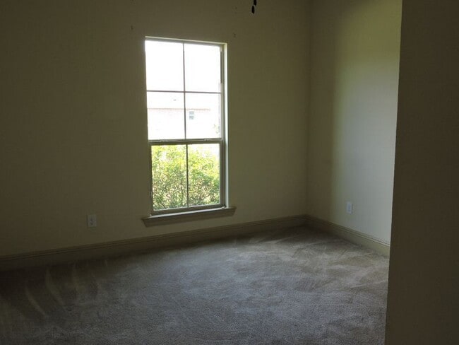 Building Photo - Mallard Crossing 4BR/2BA Home For Lease