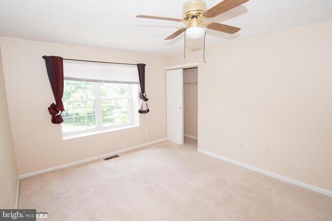 Building Photo - 6128 Hoskins Hollow Cir