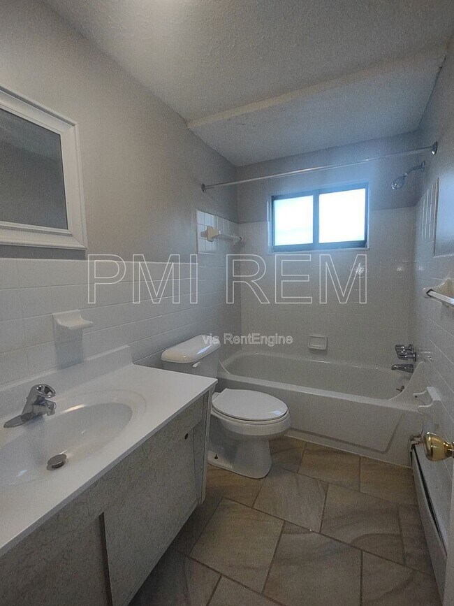 Building Photo - 14409 Triskett Rd