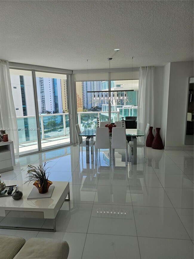 Building Photo - 150 Sunny Isles Blvd