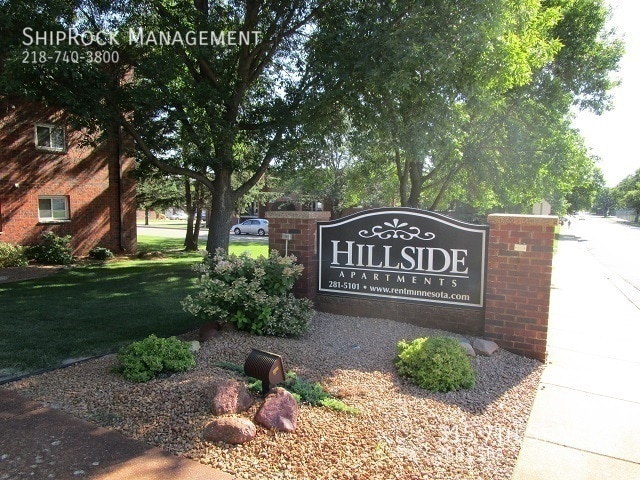 Building Photo - 315 7th St N